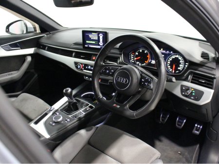 2016 Audi A4 2.0 TDI 150 S LINE 19 4DR €17,950 thumbnail