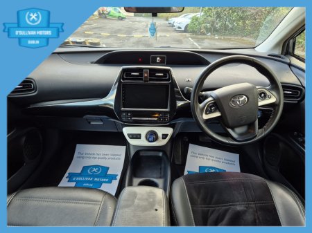 2016 Toyota Prius - thumbnail 13