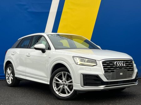 2019 Audi Q2 S-LINE 1.0 TFSI // APPLE CARPLAY/ANDROID AUTO // HEATED S-LINE SEATS // DIGITAL CLUSTER