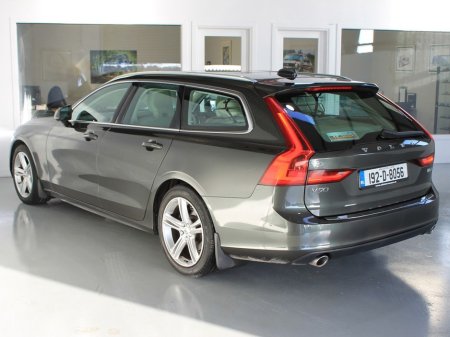 2019 Volvo V90 D4 MOM 5DR Auto €29,499 thumbnail
