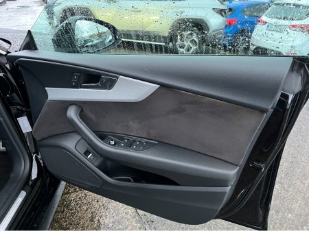 2019 Audi A5 S-LINE SPORTBACK 40 TFSI 190BHP //PANORAMIC GLASS ROOF//SAT NAV//CARPLAY//HEATED SEATS// €27,950 thumbnail