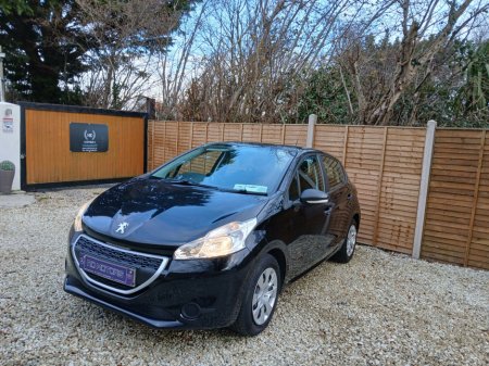 2013 Peugeot 208 ACCESS 1.2 4DR €4,950