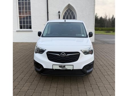 2022 Opel Combo - thumbnail 7