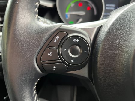 2020 Toyota C-HR - thumbnail 19