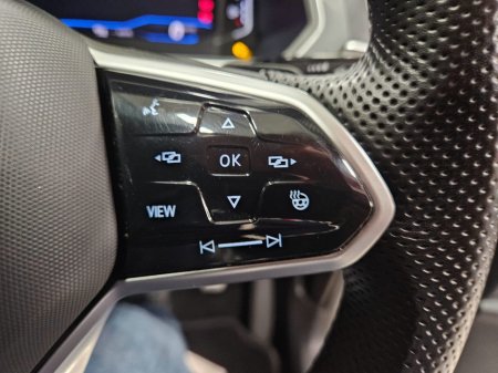 2024 Volkswagen Tiguan Allspace TIGUAN R-LINE 2.0TDI DSG 150HP thumbnail