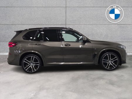 2026 BMW X5 xDrive50e M Sport thumbnail