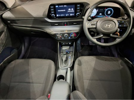 2024 Hyundai i20 PLUS AUTOMATIC ** ONLY 4k kms ** €25,950 thumbnail