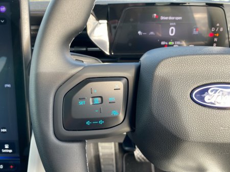 2026 Ford Capri Premium Extended Range €52,500 thumbnail