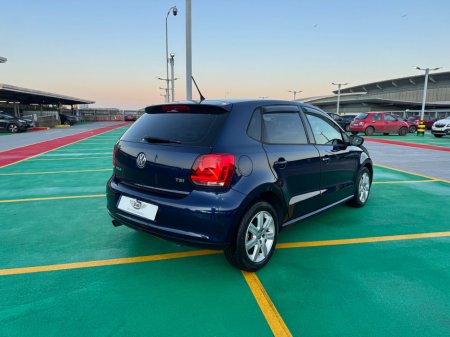 2012 Volkswagen Polo  €8,950 thumbnail