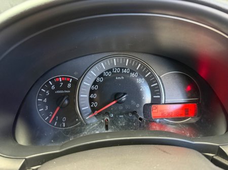 2015 Nissan Micra - thumbnail 18