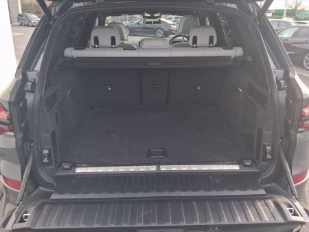 2025 BMW X5 xDrive50e M Sport €117,950 thumbnail