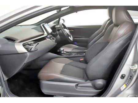 2019 Toyota C-HR 1.8 HYBRID *HALF LEATHER*REVERSE CAM*10"ANDROID CAR PLAYER* €21,490 thumbnail