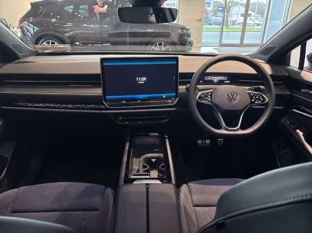 2026 Volkswagen ID.7 Tourer Pro S Plus €61,295 thumbnail