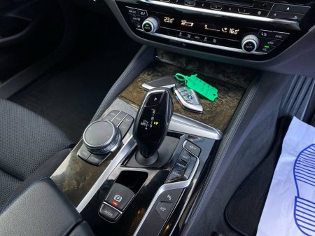 2018 BMW 5 Series 523d M-SPORT COMPETITION 2.0 AUTO // POWERED HALF ALCANTARA M-SPORT SEATS // 360 PARKING CAMERA // DIGITAL CLUSTER €28,900 thumbnail