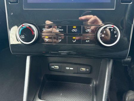 2022 Hyundai Tucson Premium Spec 1.6D 1 Owner from New! Exceptional Condition €28,900 thumbnail