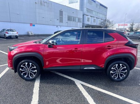 2024 Toyota Yaris Cross - thumbnail 6