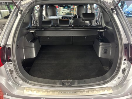 2018 Mitsubishi Outlander - thumbnail 11