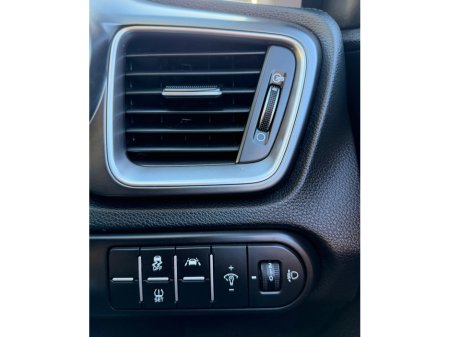 2021 Kia Ceed COMMERCIAL €9,715 thumbnail