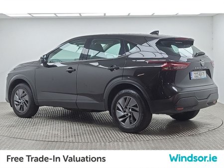 2022 Nissan Qashqai 1.3 PET MILD HYBRID SV €25,495 thumbnail