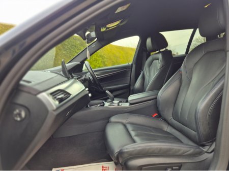 2021 BMW 5 Series - thumbnail 6