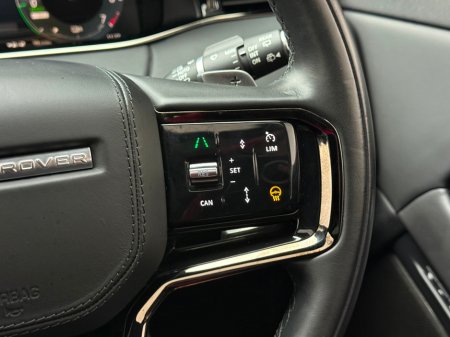 2024 Land Rover Range Rover Evoque HSE DYNAMIC P300E *HUGE SPEC* €52,990 thumbnail