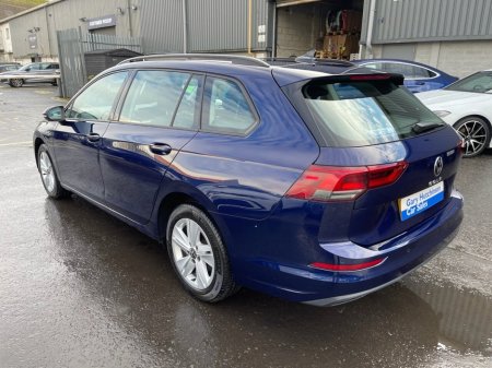 2022 Volkswagen Golf 2.0 TDI Life Estate 5dr Diesel Manual Euro 6 (s/s) (115 ps) thumbnail