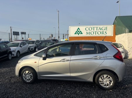 2015 Honda Fit  €9,950 thumbnail