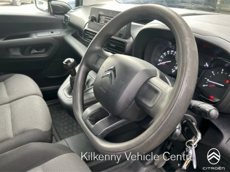 2021 Citroen Berlingo - thumbnail 25