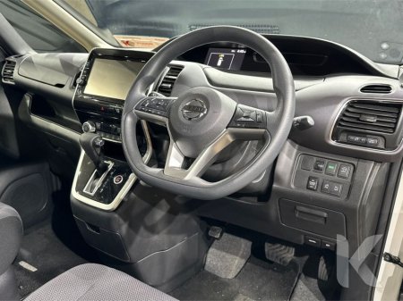 2018 Nissan Serena "8-SEATER" 2.0L HYBRID AUTOMATIC - CRUISE CONTROL - BLUETOOTH AUDIO - REVERSE CAMERA - POWER SLIDING DOORS €20,950 thumbnail