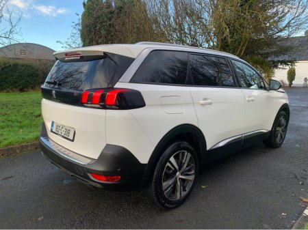 2018 Peugeot 5008 ALLURE 1.5 BLUE HDI 130 6 6.2 4DR €15,995 thumbnail