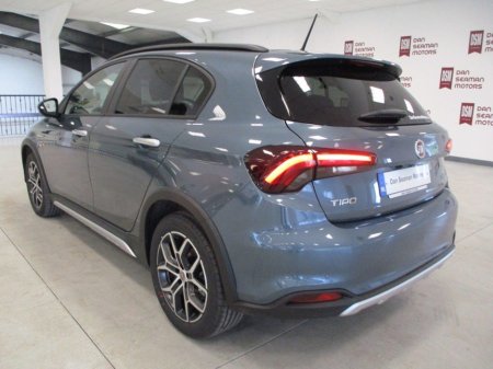 2025 Fiat Tipo Tipo Cross 1.5 MHEV 130HP €34,145 thumbnail