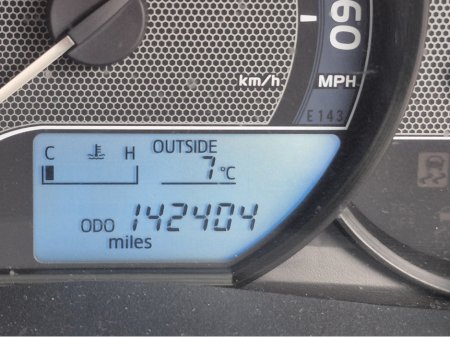 2014 Toyota Auris - thumbnail 4