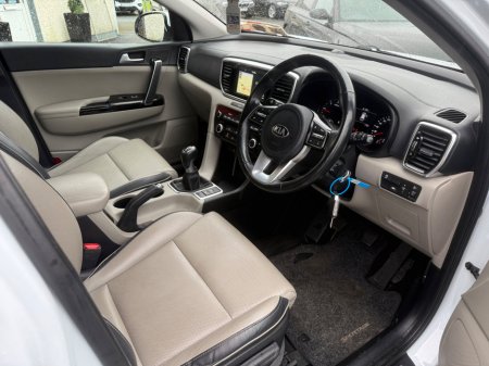 2020 Kia Sportage 1.6 CRDI MILD HYBRID K3 €19,950 thumbnail