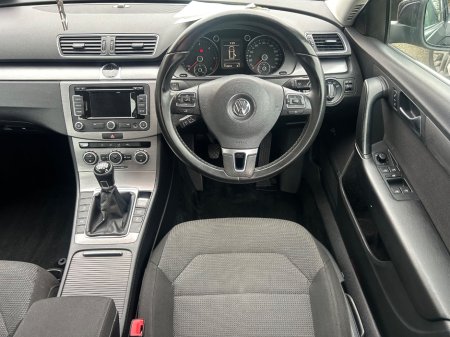 2013 Volkswagen Passat - thumbnail 11