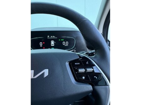 2024 Kia Niro HEV K3 5DR Auto €30,950 thumbnail