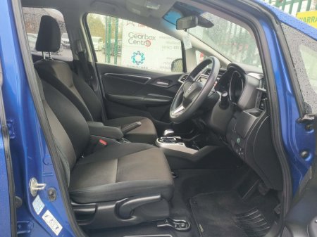 2016 Honda Fit - thumbnail 9