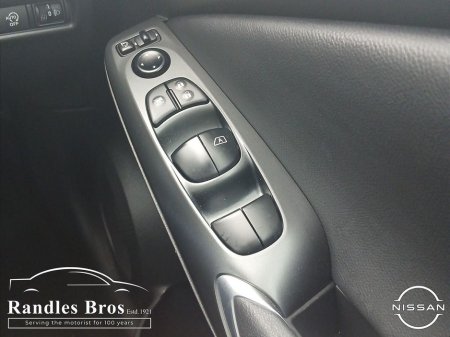 2025 Nissan Juke - thumbnail 19