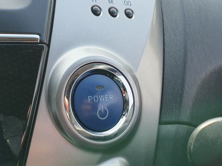 2016 Toyota Prius+ - thumbnail 14