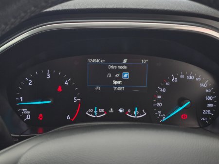 2019 Ford Focus - thumbnail 35