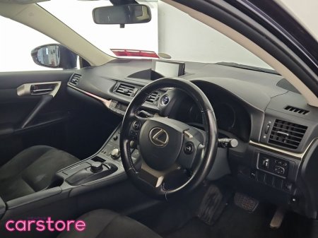 2016 Lexus CT 200 h - thumbnail 9