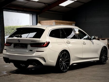 2021 BMW 3 Series 330E M-SPORT // 12 MONTH WARRANTY // SAME DAY FINANCE // FULLY KITTED €25,950 thumbnail