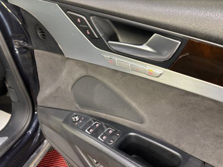 2016 Audi A8 3.0TDI 262HP quattro SE €19,950 thumbnail