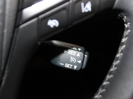 2017 Toyota Avensis 1.6D SOL Navi 4DR €10,499 thumbnail