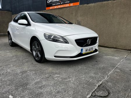 2014 Volvo V40 Volvo V40 T4  1.6 petrol auto €11,500