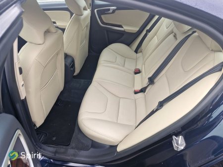 2018 Volvo S60 - thumbnail 5