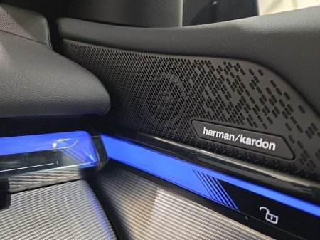 2025 BMW i5 - thumbnail 23