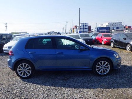 2016 Volkswagen Golf - thumbnail 3