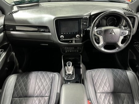 2020 Mitsubishi Outlander Phev Instyle 4 thumbnail