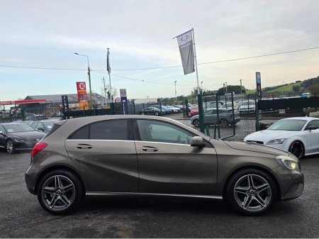 2013 Mercedes-Benz A Class A180 AMG INTERIOR HALF LEATHER SEATS / HI SPEC / SYSTEM LOW ROAD TAX BAND / SIMI DEALER thumbnail