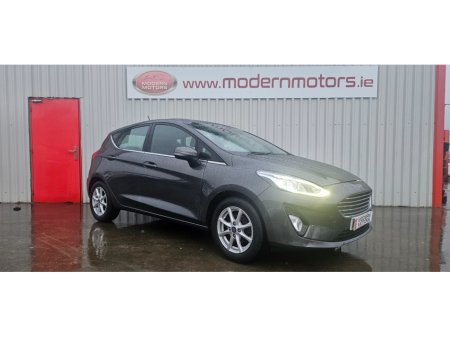 2018 Ford Fiesta ZETEC 1.1 petrol 84bhp 5dr new model